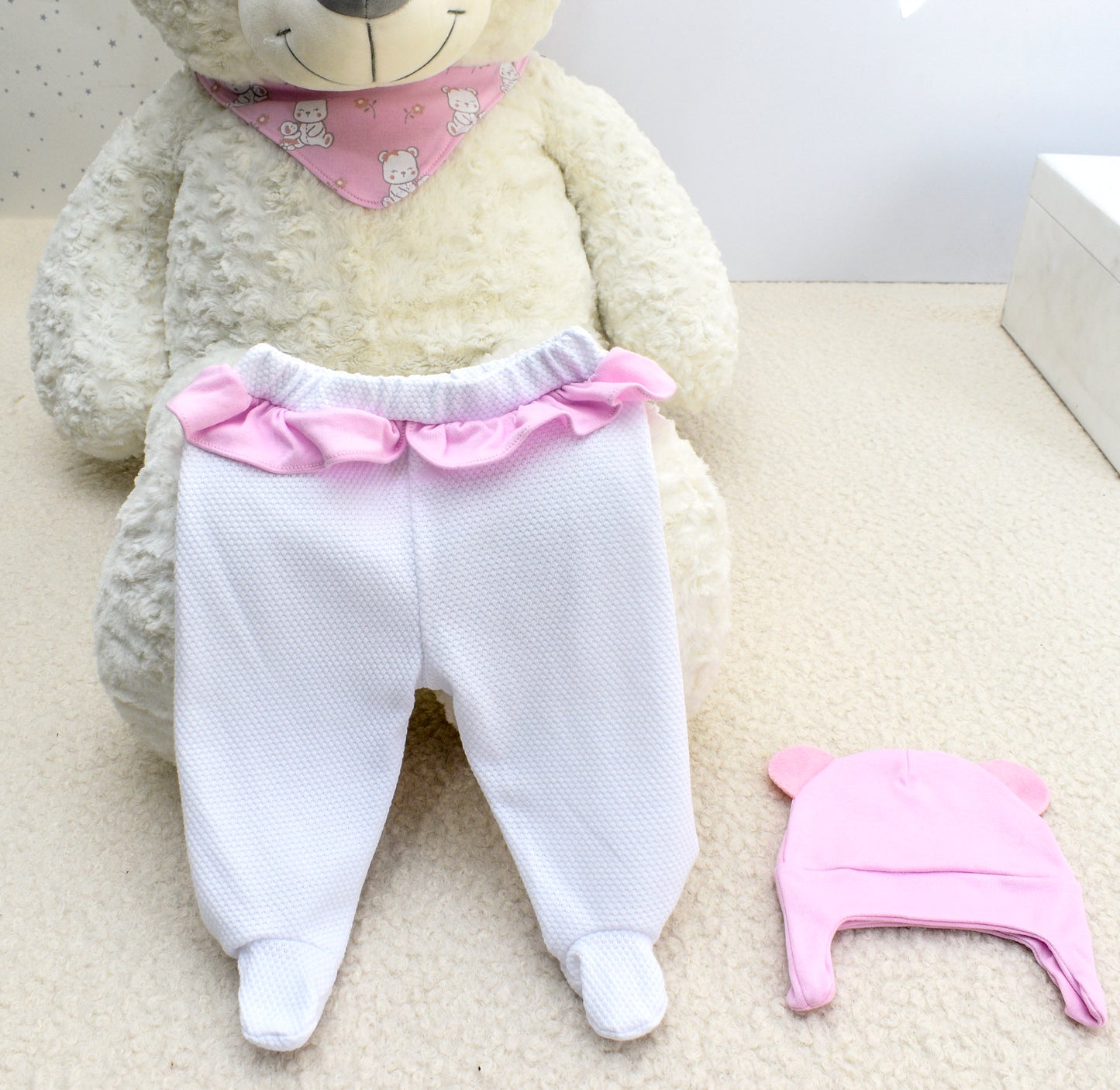 Primer Día Abrazo de Oso Jardín Niña