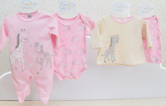 Primer Día Jirafita y Cebra Niña