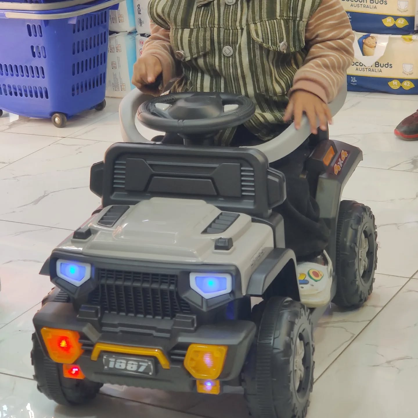 Carro Montable Estilo Todo Terreno Gris