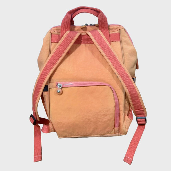 Pañalera Tipo Morral PLiNNG Tono Pálido + Cambiador